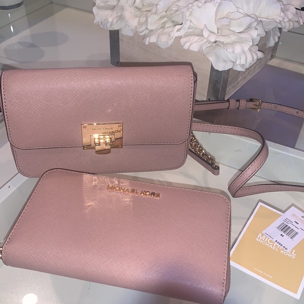 Michael Kors | Tina Detachable Crossbody Purse